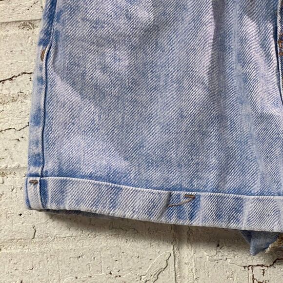 Pacsun Mom Jean Short Light Wash 27 - Picture 4 of 13